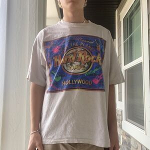 Hard-rock-cafe Men's White and Cream T-shirt